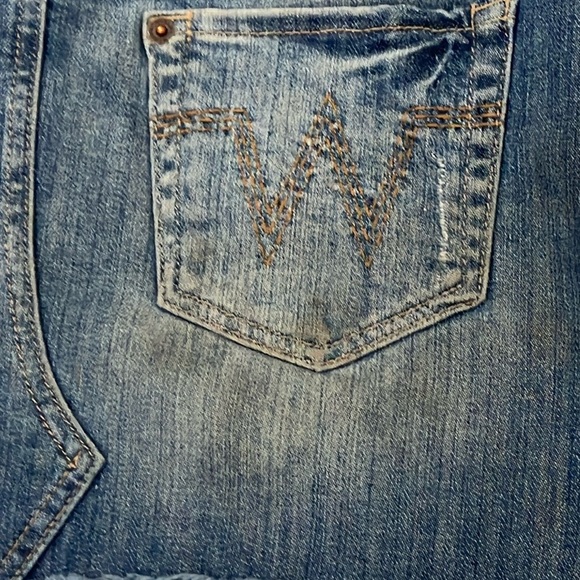 Wanama size 26 women’s Blue Denim Mini Skirt - some STAINING on behind - Picture 11 of 15